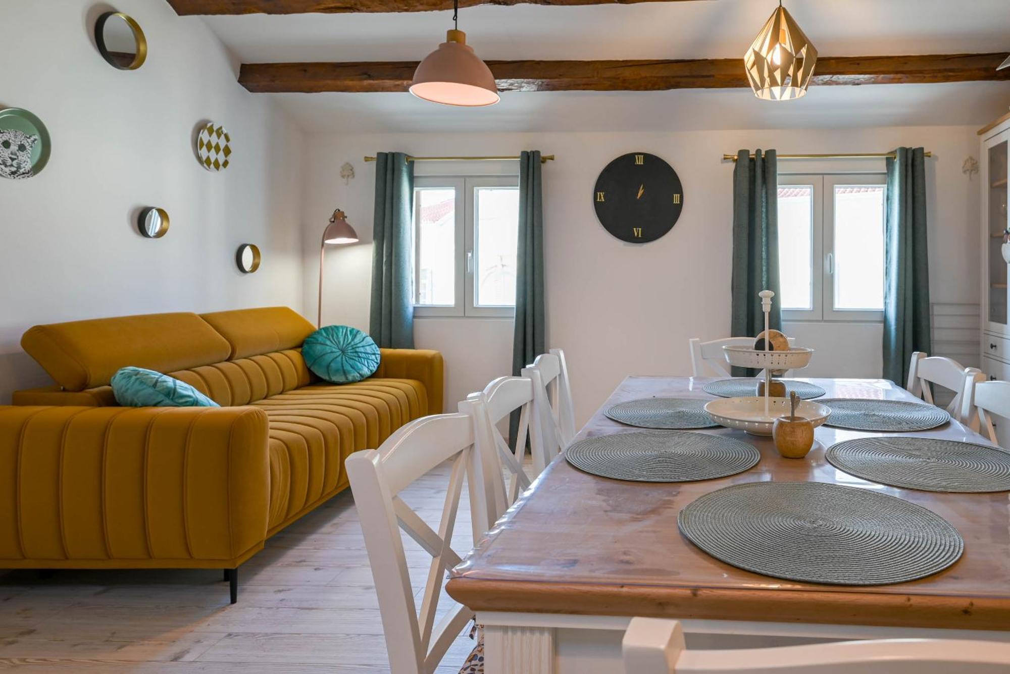 Apartment Roberta โรวีน ภายนอก รูปภาพ